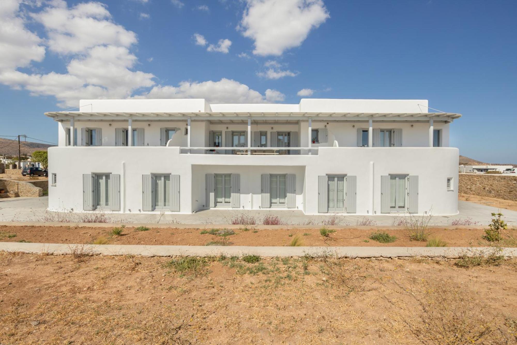 Paros Melodia Apartments Logaras Exterior foto